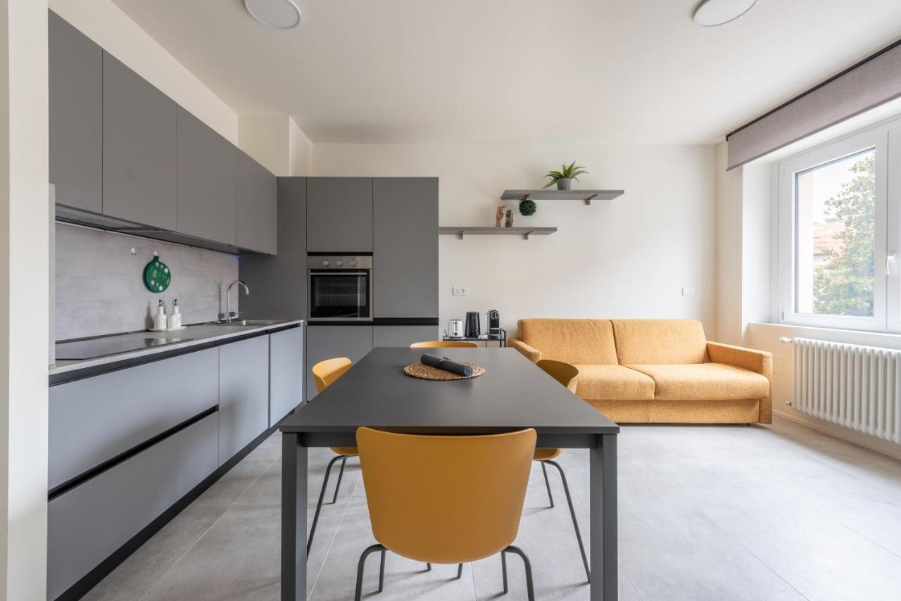 We Home - Santa Sofia House, Duomo Милан Экстерьер фото